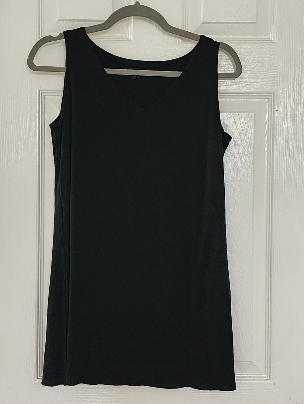 Eileen Fisher Double Layer 100% Silk V-Neck Tank Top Black XS